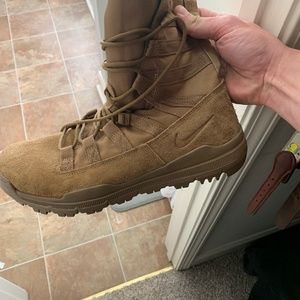 Nike Size 12 combat boots